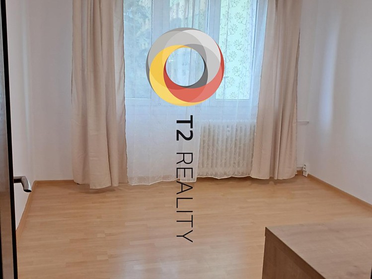 Pronájem bytu 1+kk 20 m² (Jednopodlažní) - foto 2