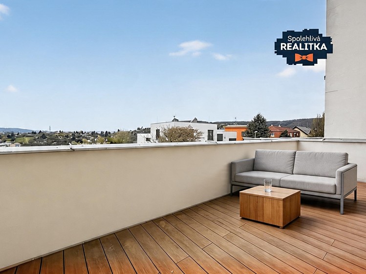 Pronájem bytu 4+kk 111 m² - foto 6