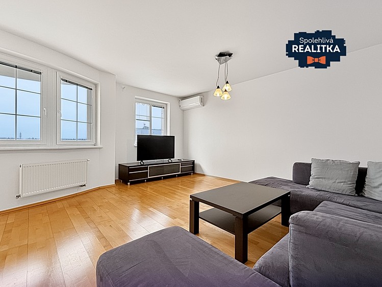 Pronájem bytu 4+kk 111 m² - foto 5