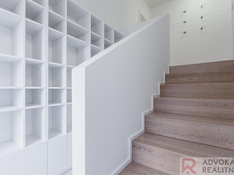 Pronájem bytu 3+1 122 m² - foto 5