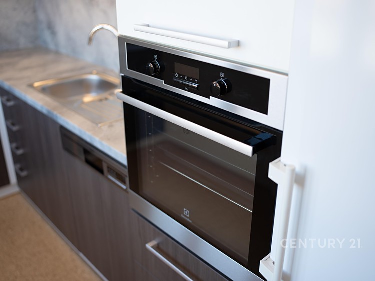 Pronájem bytu 2+1 49 m² - foto 4