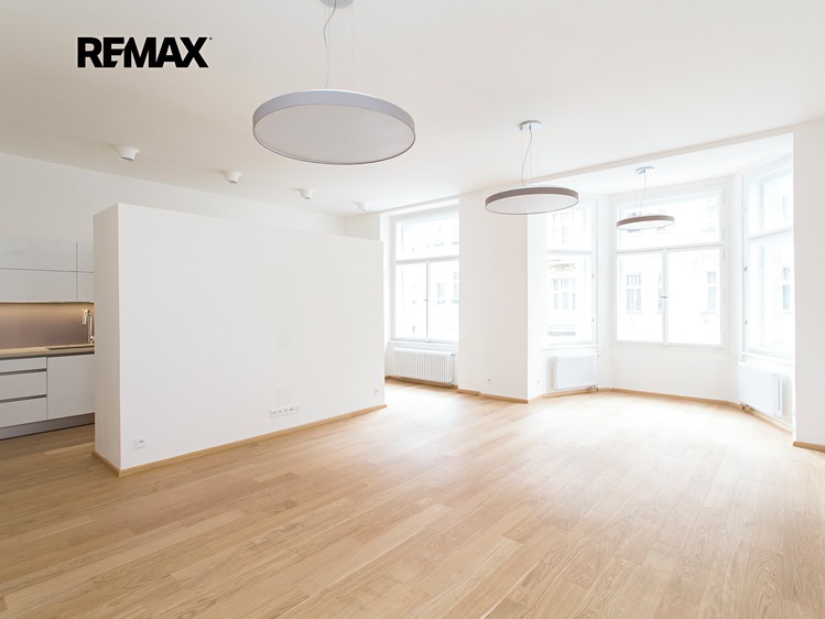 Pronájem bytu 4+kk 164 m² (Jednopodlažní) - foto 2
