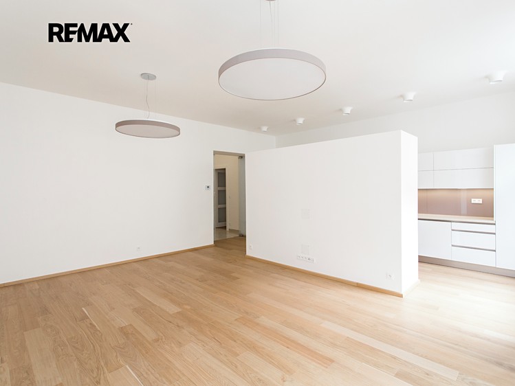 Pronájem bytu 4+kk 164 m² (Jednopodlažní) - foto 5