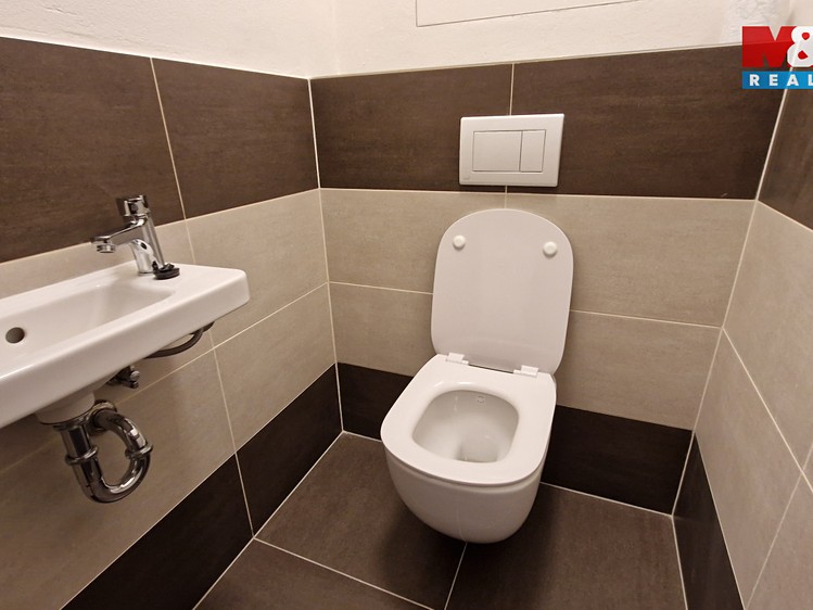 Pronájem bytu 2+kk 55 m² - foto 8