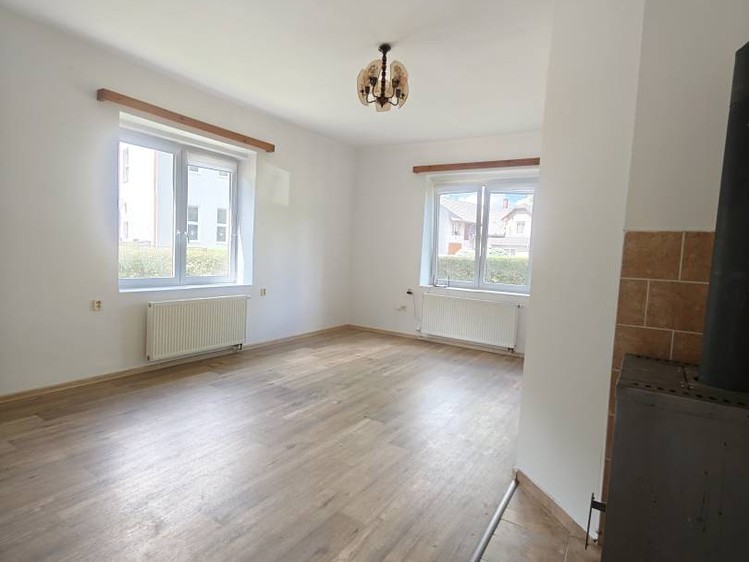 Pronájem bytu 1+1 56 m² - foto 5
