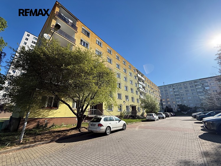 Pronájem bytu 3+1 65 m² - foto 1
