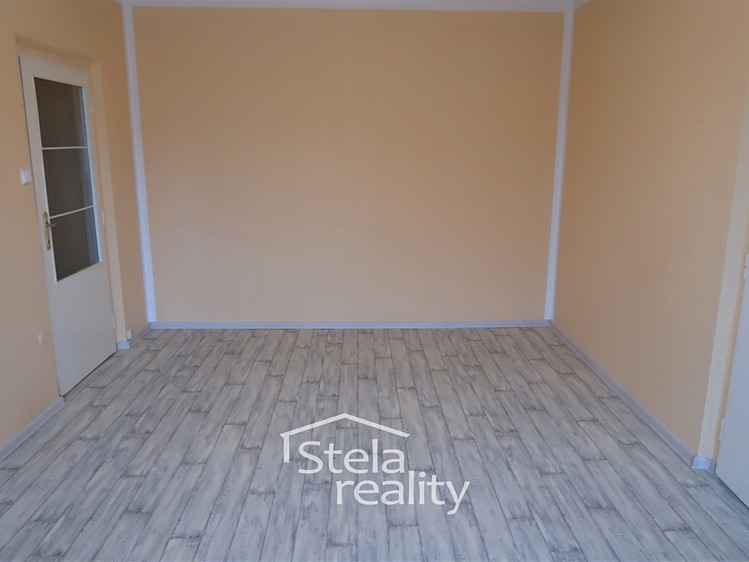 Pronájem bytu 2+1 56 m² - foto 4
