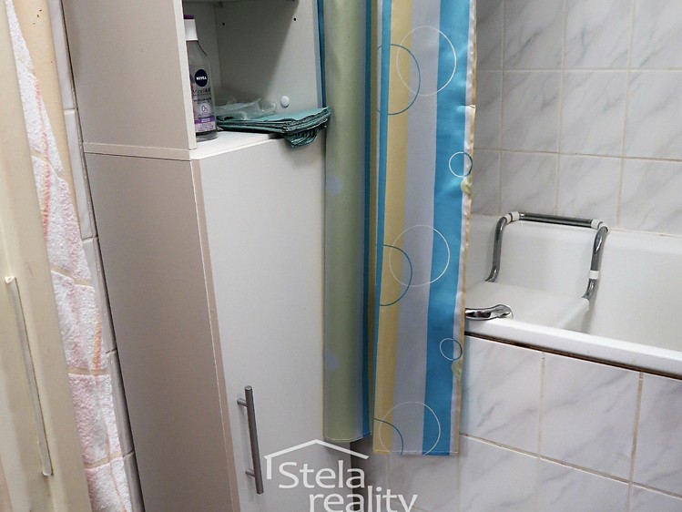 Pronájem bytu 2+1 56 m² - foto 8