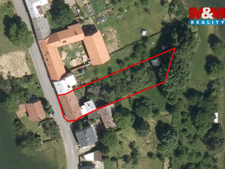 Prodej rodinného domu 200 m², pozemek 1 034 m² - foto 3