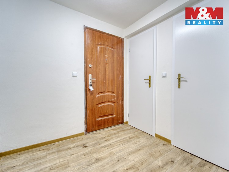 Prodej rodinného domu 124 m², pozemek 1 185 m² - foto 4