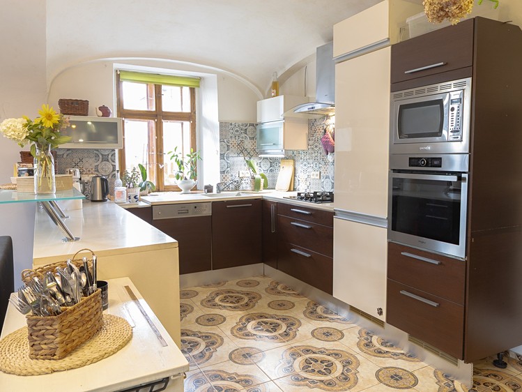 Prodej zemědělské usedlosti 240 m², pozemek 3 749 m² - foto 2