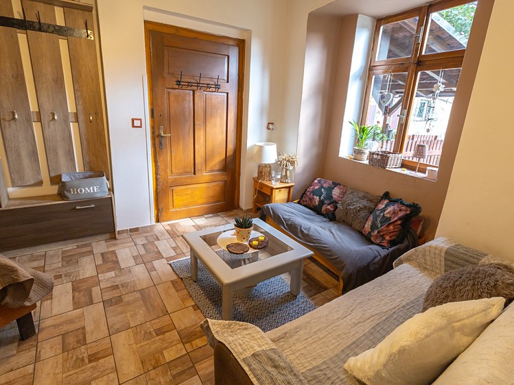 Prodej zemědělské usedlosti 240 m², pozemek 3 749 m² - foto 5