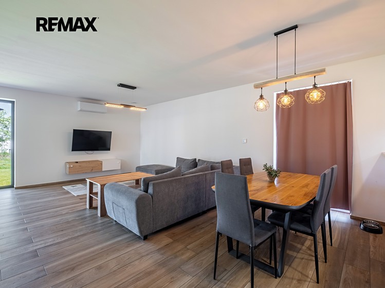 Prodej  rodinného domu 127 m², pozemek 1 080 m² - foto 3