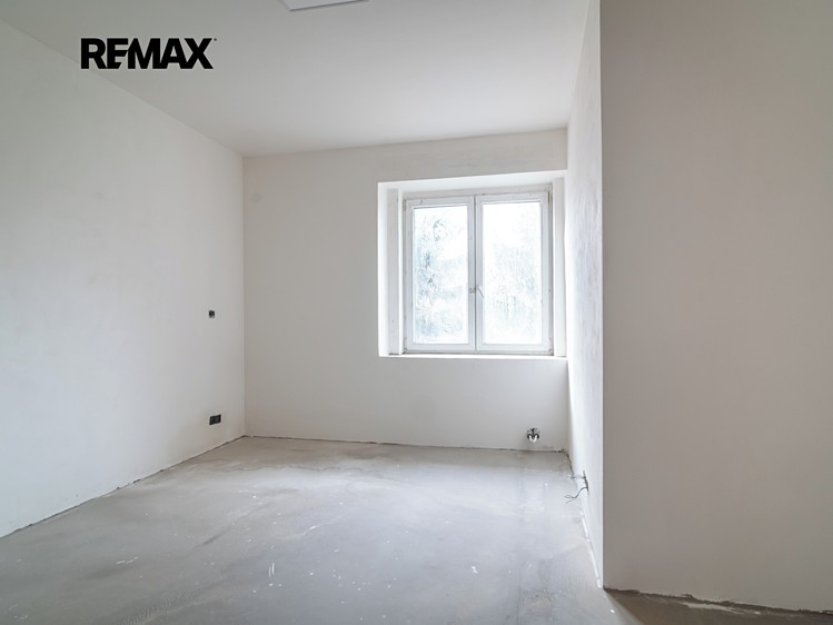 Prodej rodinného domu 235 m², pozemek 520 m² - foto 6