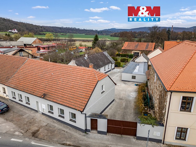 Prodej rodinného domu 162 m², pozemek 549 m² - foto 1