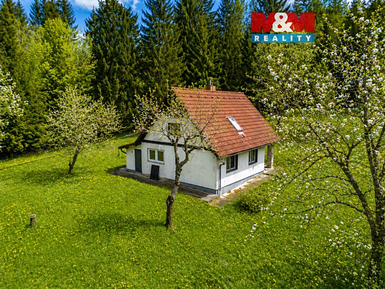 Prodej chaty 102 m², pozemek 865 m² - foto 1
