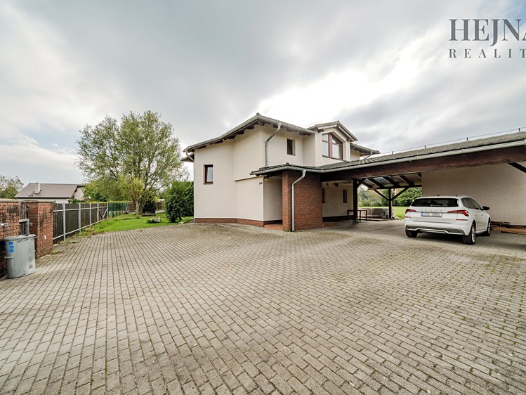 Prodej rodinného domu 134 m², pozemek 1 420 m² - foto 5