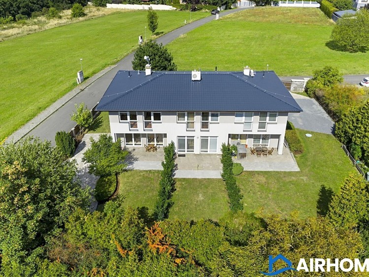 Prodej  rodinného domu 302 m², pozemek 1 203 m² - foto 4