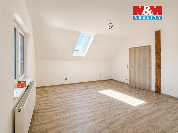 Prodej rodinného domu 150 m², pozemek 290 m² - foto 3