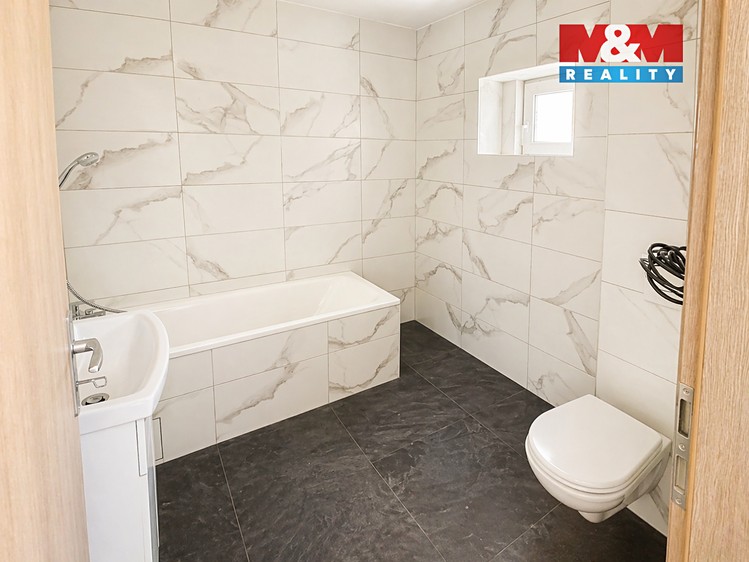 Prodej rodinného domu 150 m², pozemek 290 m² - foto 5