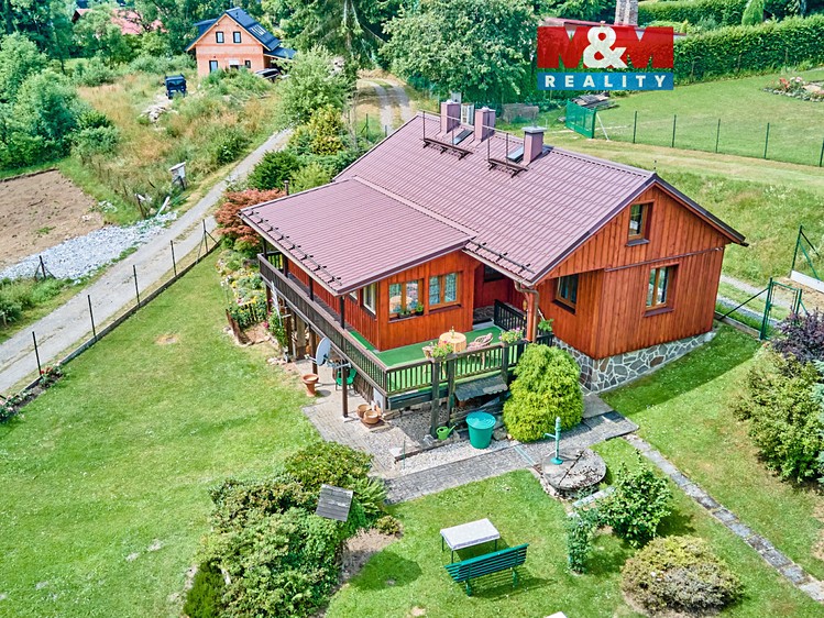 Prodej rodinného domu 91 m², pozemek 1 511 m² - foto 1