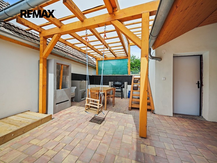 Prodej rodinného domu 122 m², pozemek 428 m² - foto 7