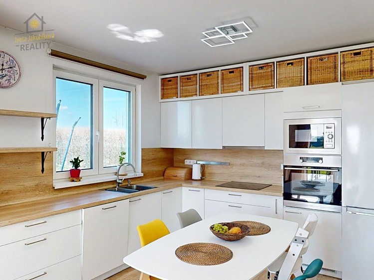 Prodej rodinného domu 117 m², pozemek 1 063 m² - foto 6