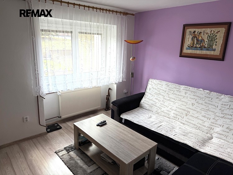 Prodej rodinného domu 250 m², pozemek 179 m² - foto 4
