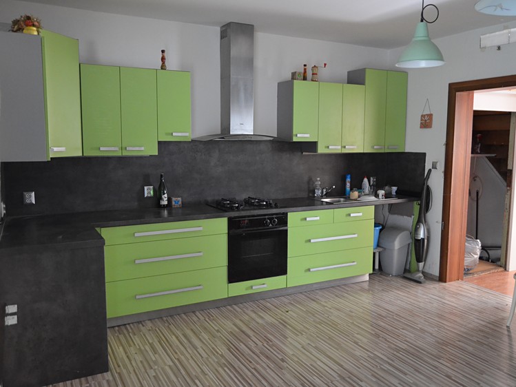 Prodej rodinného domu 100 m², pozemek 475 m² - foto 2