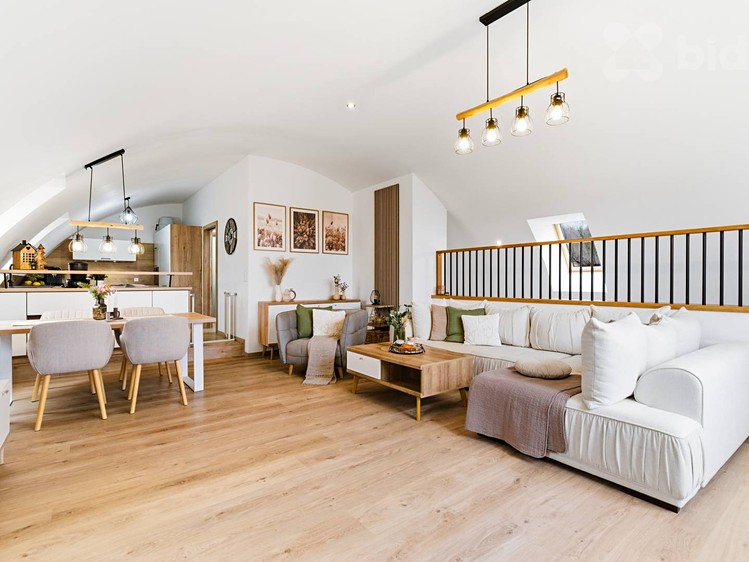 Prodej rodinného domu 281 m², pozemek 1 097 m² - foto 4