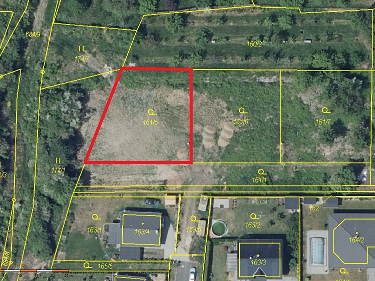 Prodej stavebního pozemku 785 m² - foto 3