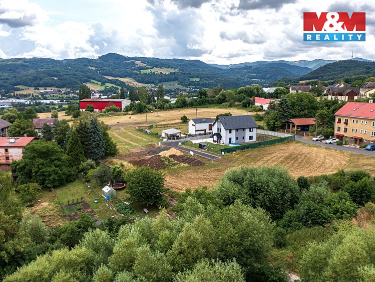 Prodej stavebního pozemku 1 027 m² - foto 4