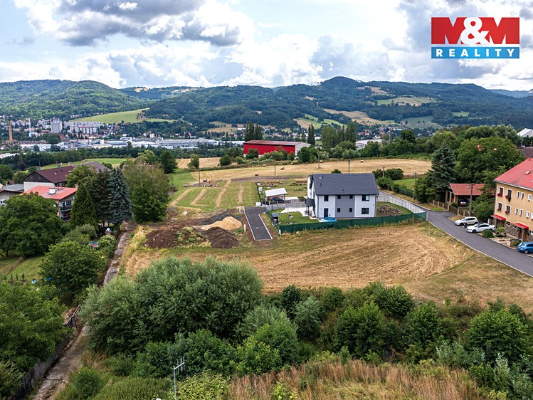 Prodej stavebního pozemku 1 027 m² - foto 3