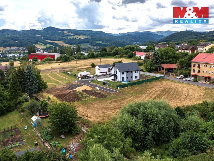 Prodej stavebního pozemku 1 027 m² - foto 5