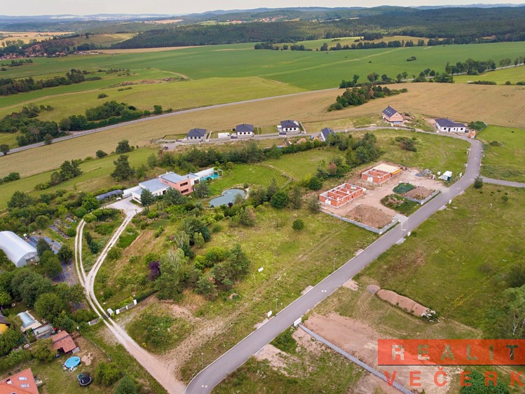 Prodej  stavebního pozemku 1 489 m² - foto 3