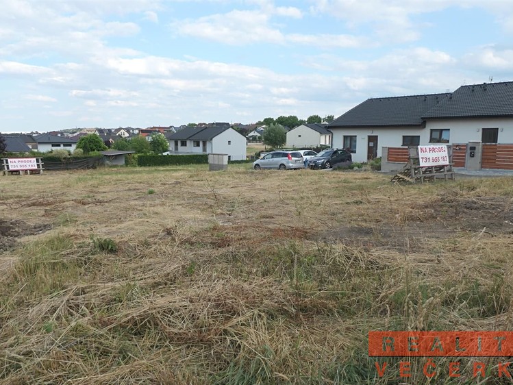Prodej stavebního pozemku 794 m² - foto 4