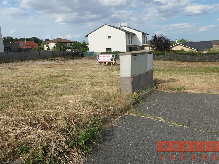 Prodej stavebního pozemku 794 m² - foto 3