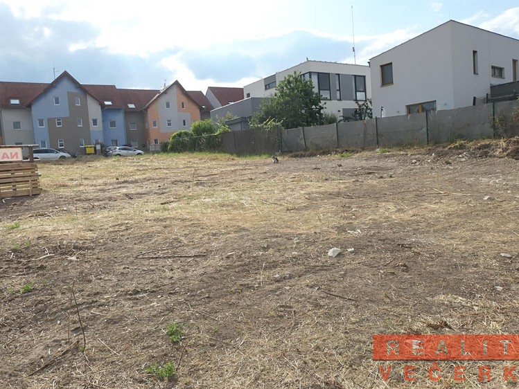 Prodej stavebního pozemku 794 m² - foto 8