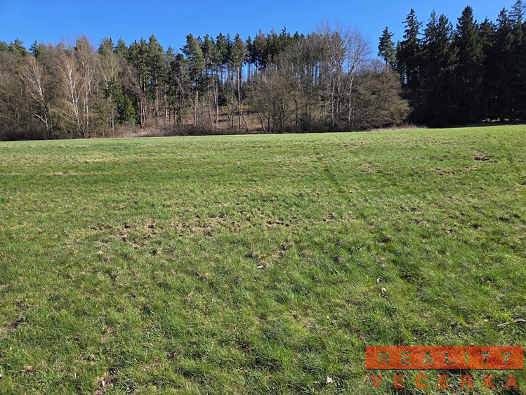 Prodej  stavebního pozemku 1 061 m² - foto 5