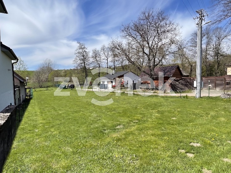Prodej stavebního pozemku 600 m² - foto 6