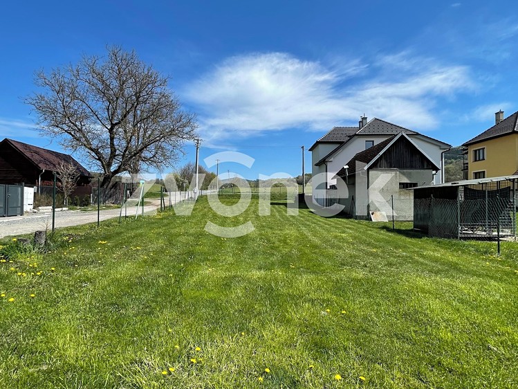 Prodej stavebního pozemku 600 m² - foto 7