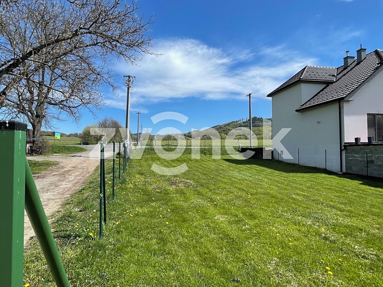 Prodej stavebního pozemku 600 m² - foto 8