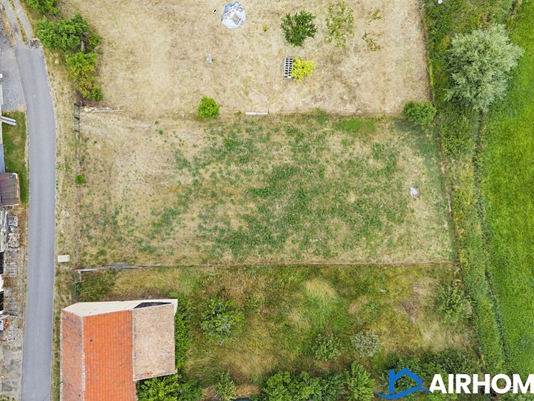 Prodej stavebního pozemku 961 m² - foto 2