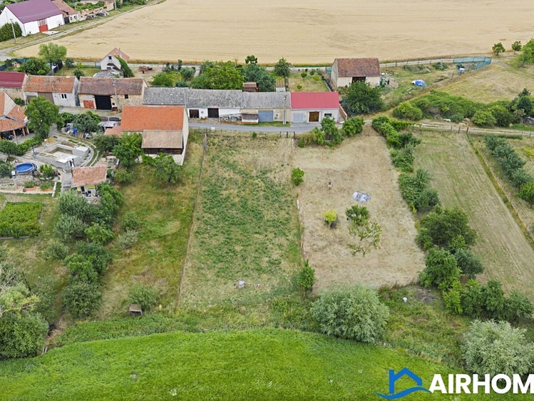 Prodej stavebního pozemku 961 m² - foto 5