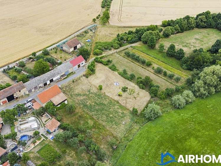 Prodej stavebního pozemku 961 m² - foto 6
