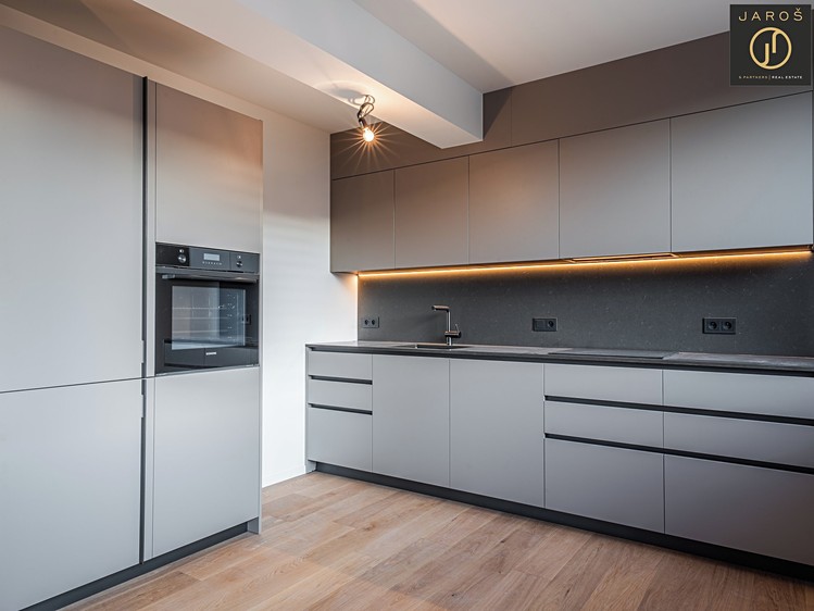 Prodej apartmánů 121 m² - foto 1