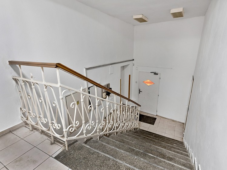 Prodej kanceláře 122 m² - foto 3