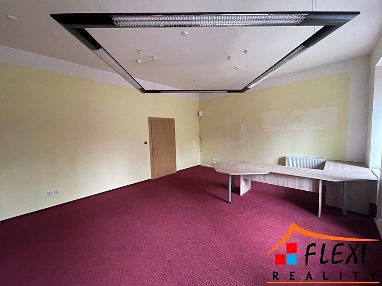 Pronájem kanceláře 34 m² - foto 1