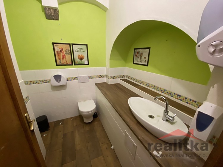 Pronájem obchodního prostoru 180 m² - foto 3