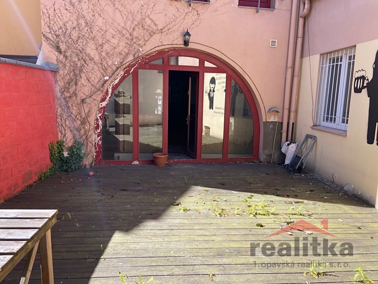 Pronájem obchodního prostoru 180 m² - foto 7